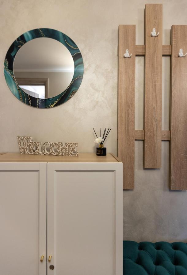 Apartament Emerald Aviatiei Bucureşti