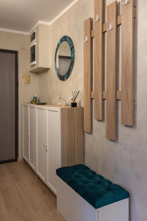 Apartament Emerald Aviatiei Bucureşti