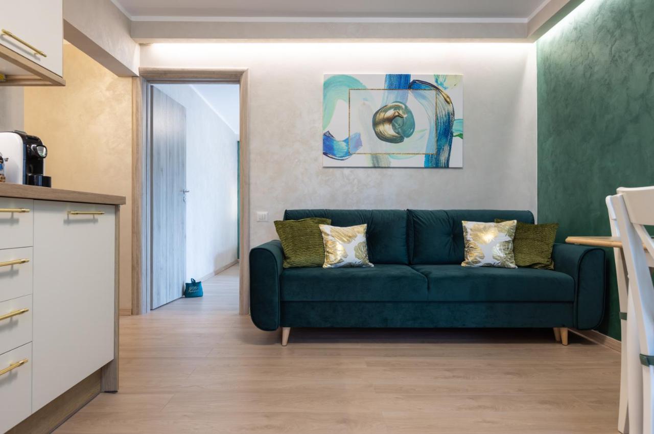 Emerald Aviatiei Apartament *